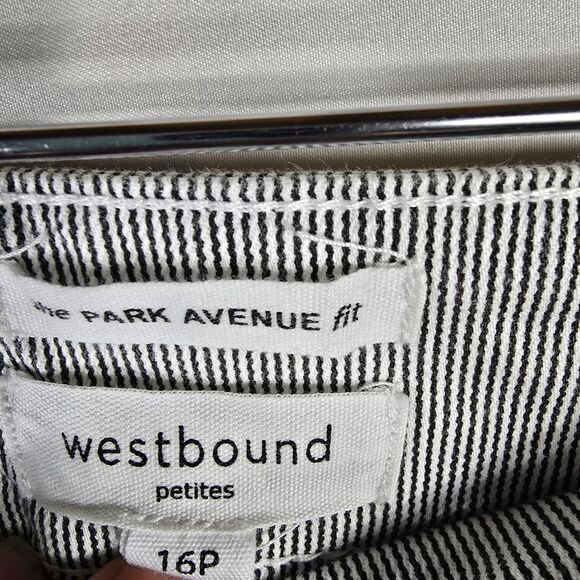 Westbound Gray Striped Shorts Size 16 - Picture 5 of 5